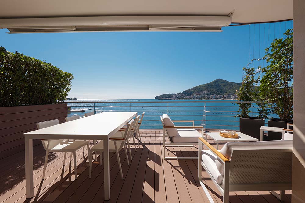 Three_bedroom_sea_view_1a1 (9)_6492ca99845f5_681dd711213f9.jpg